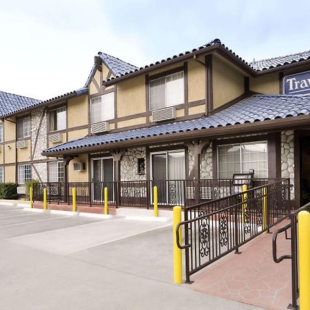 Triplodge Of Santa Clarita Exterior foto
