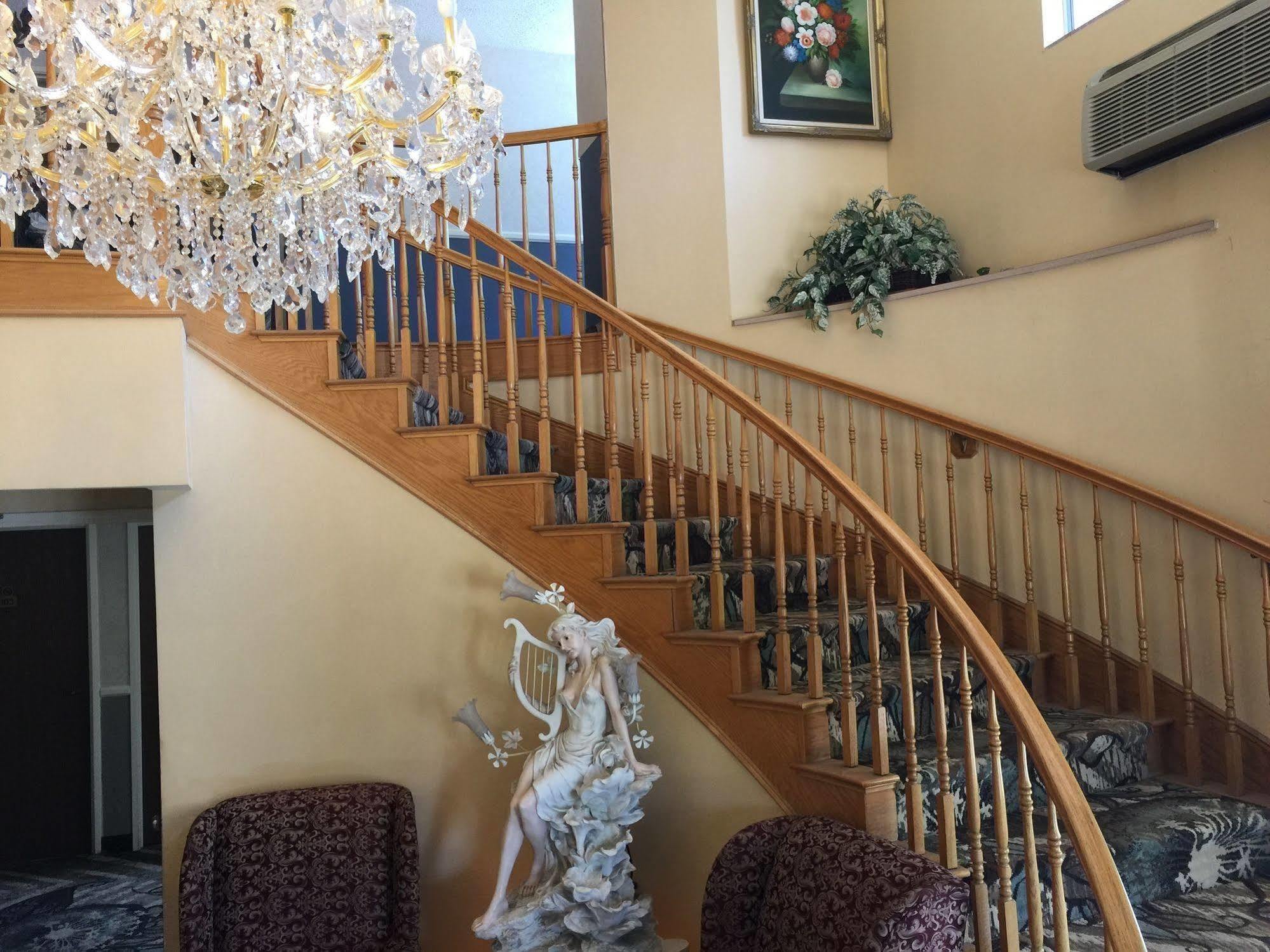 Triplodge Of Santa Clarita Exterior foto